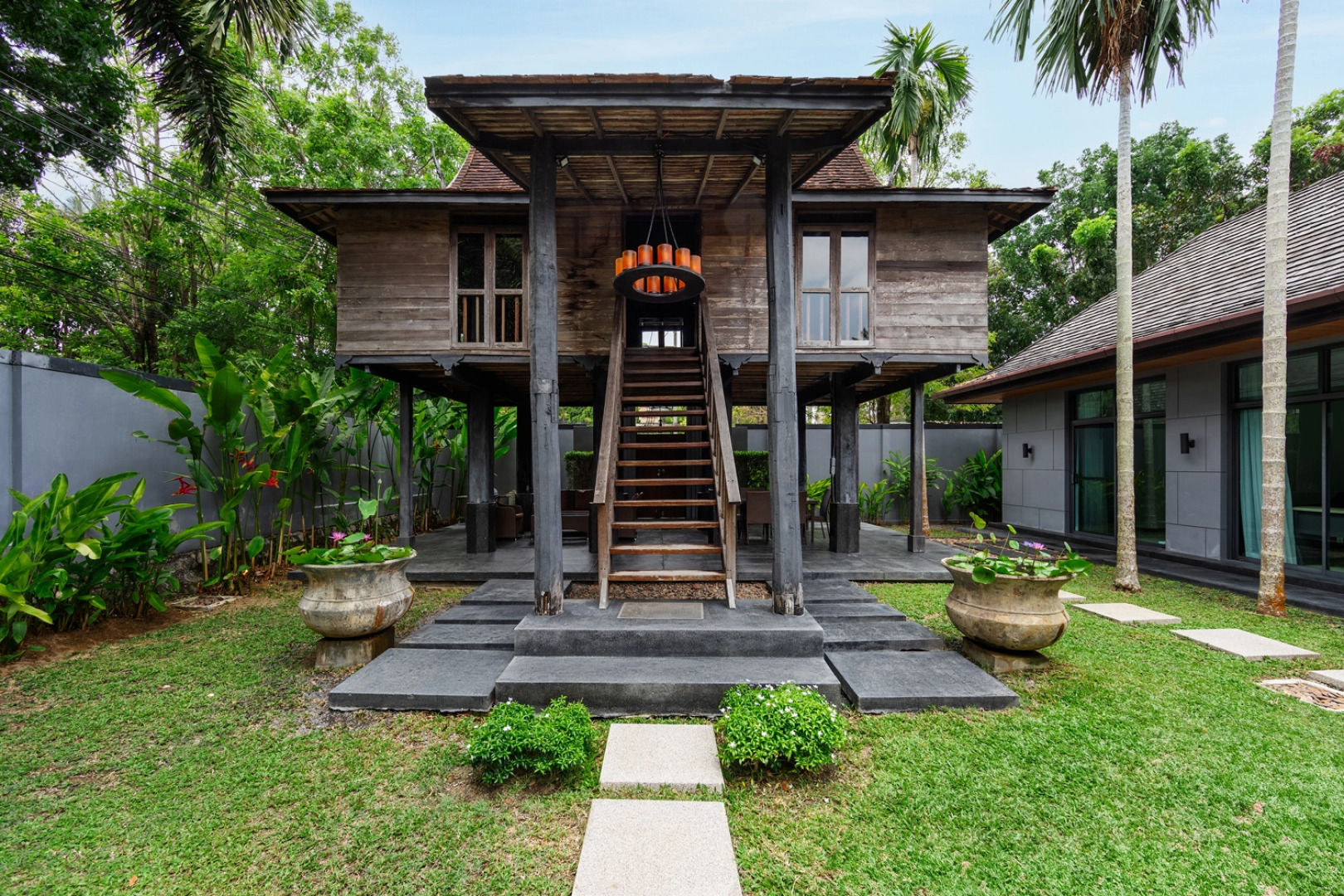 Вилла Bulan with 3BR with Yoga House | Nai Harn