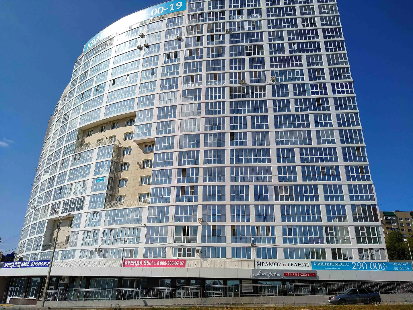 Квартира 3-комнатная в Лайнере с видом на Залив