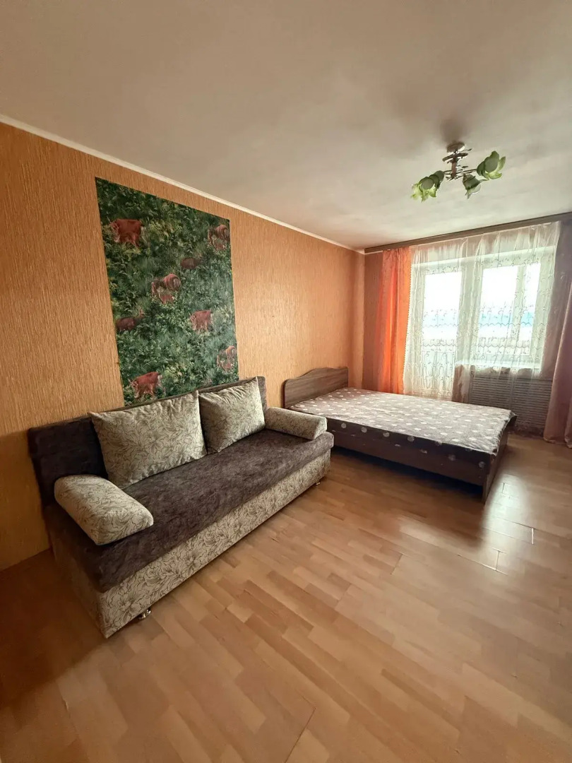 Квартира 1-комнатная на Сиреневом Бульваре 4