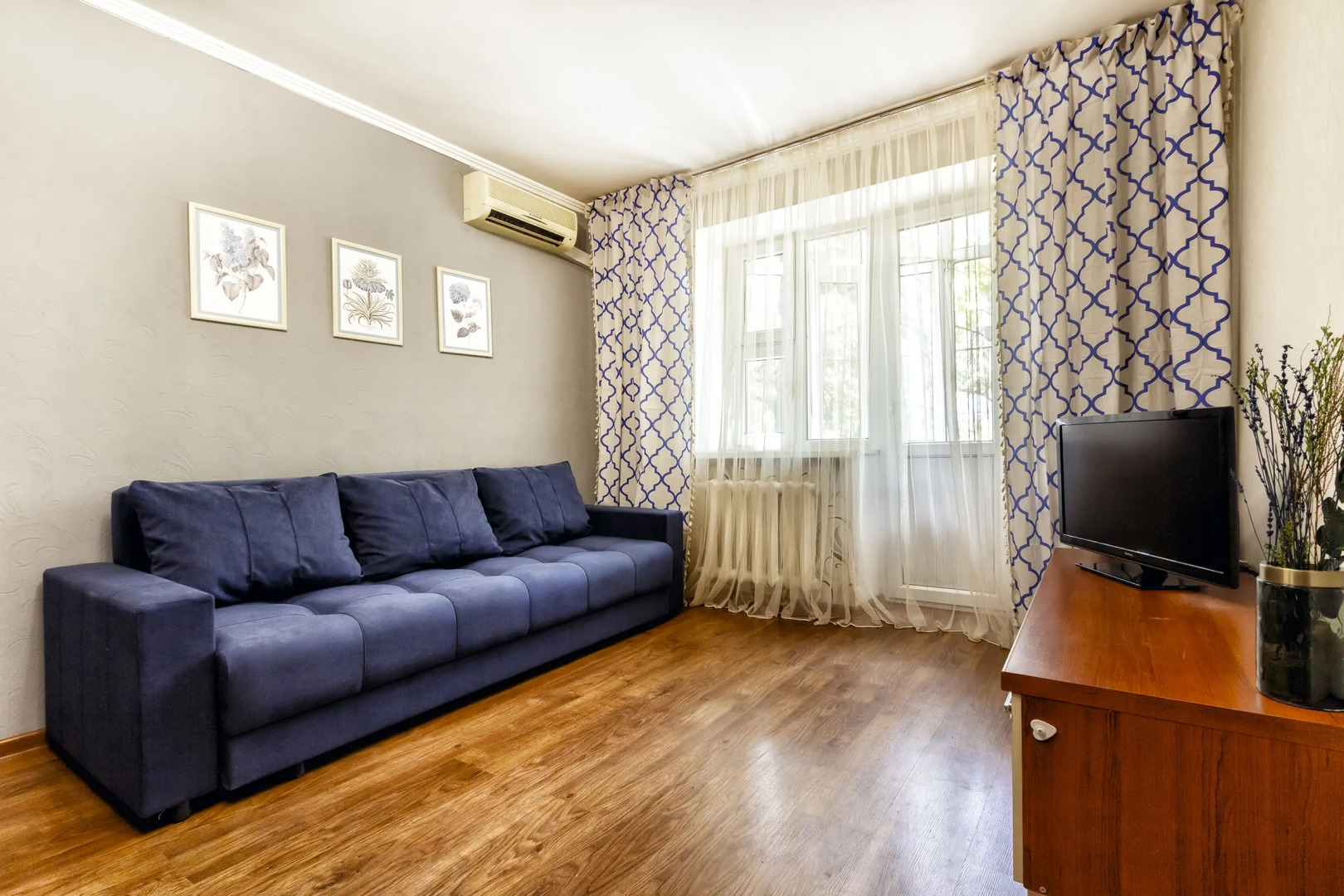 Апартаменты 10 Самый центр. Идеально для командированного и туриста.