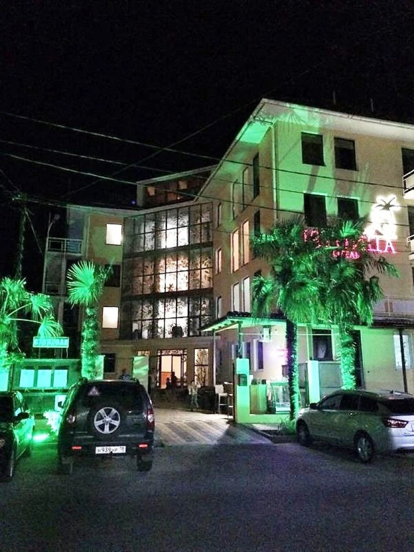 Отель Пятница