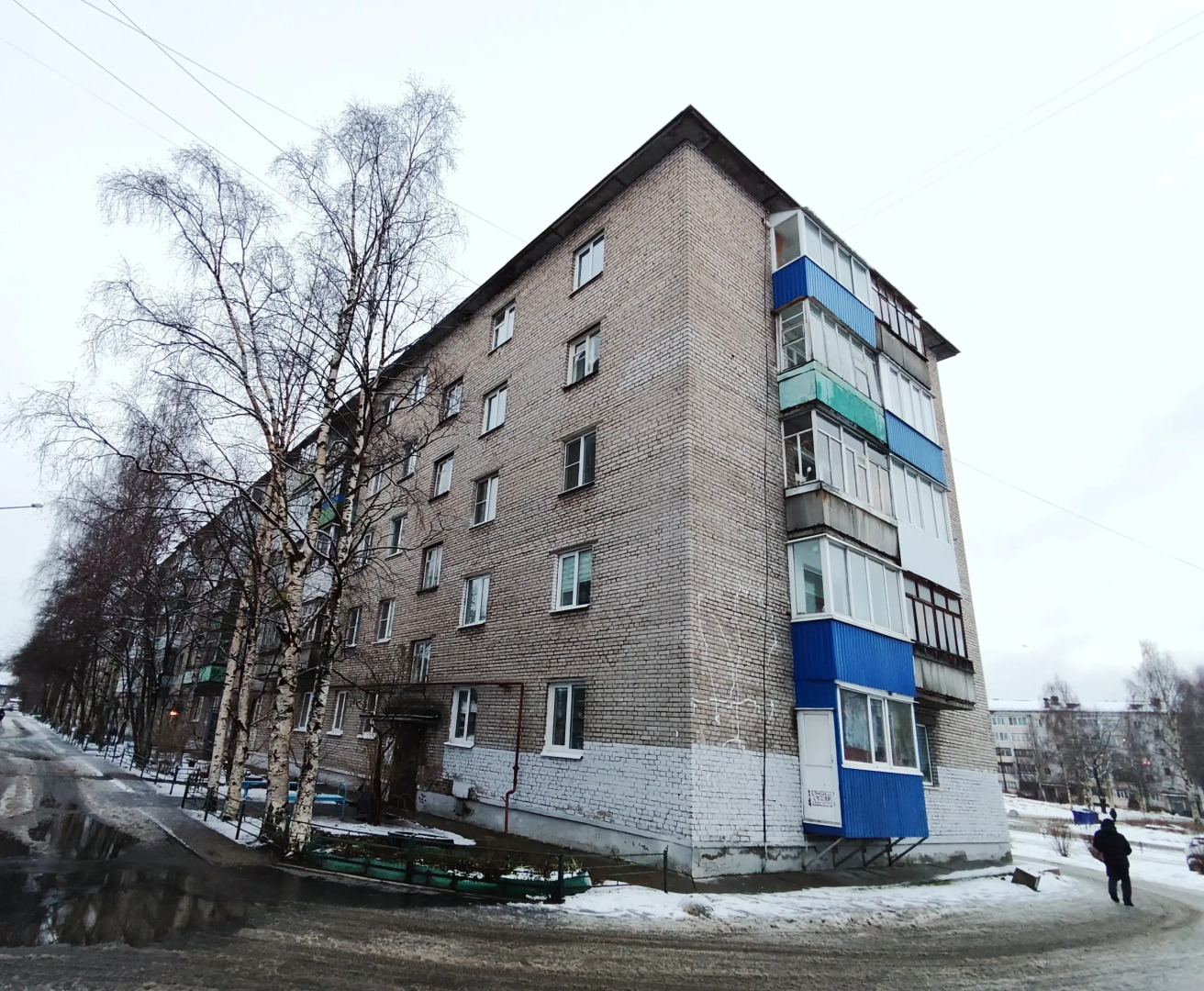 Апартаменты на Улице Красных Партизан 17