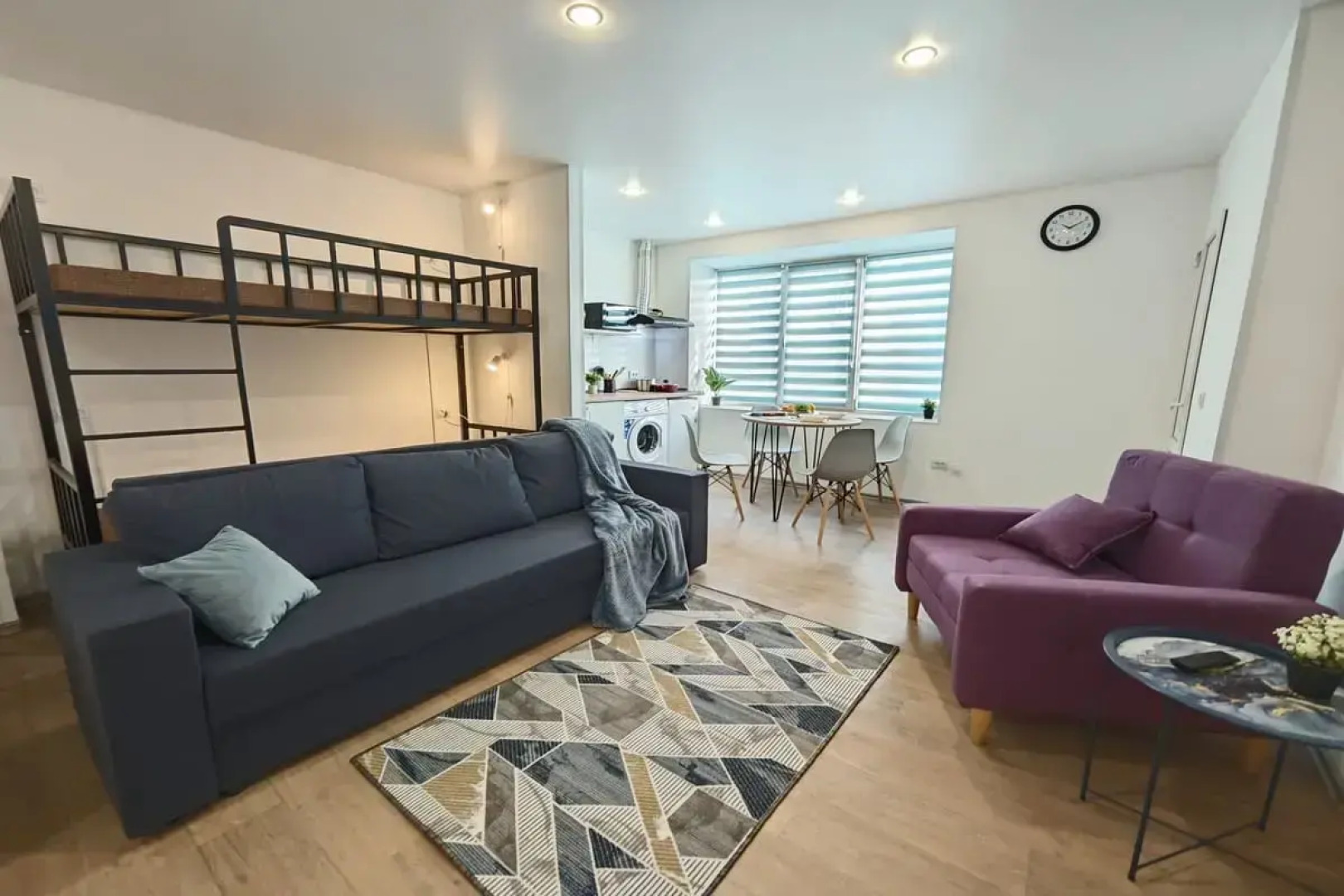 Квартира Светлая 2к по Тухачевского 49/4-41