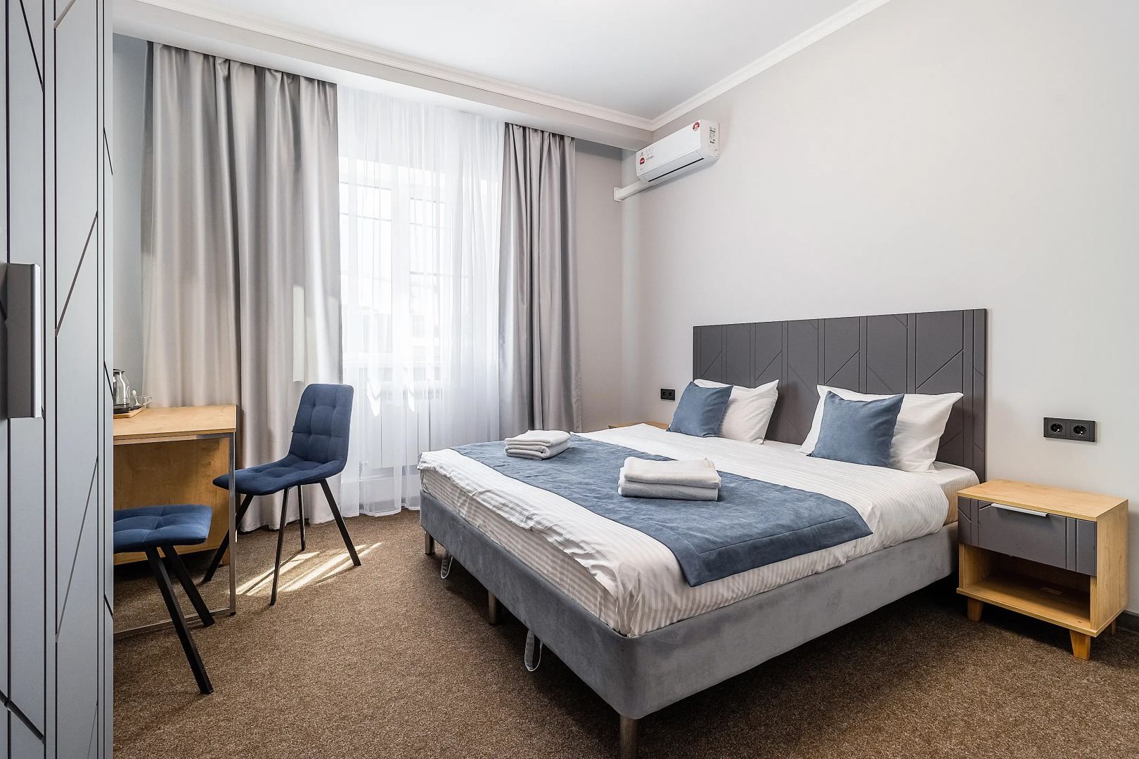 Отель Закат