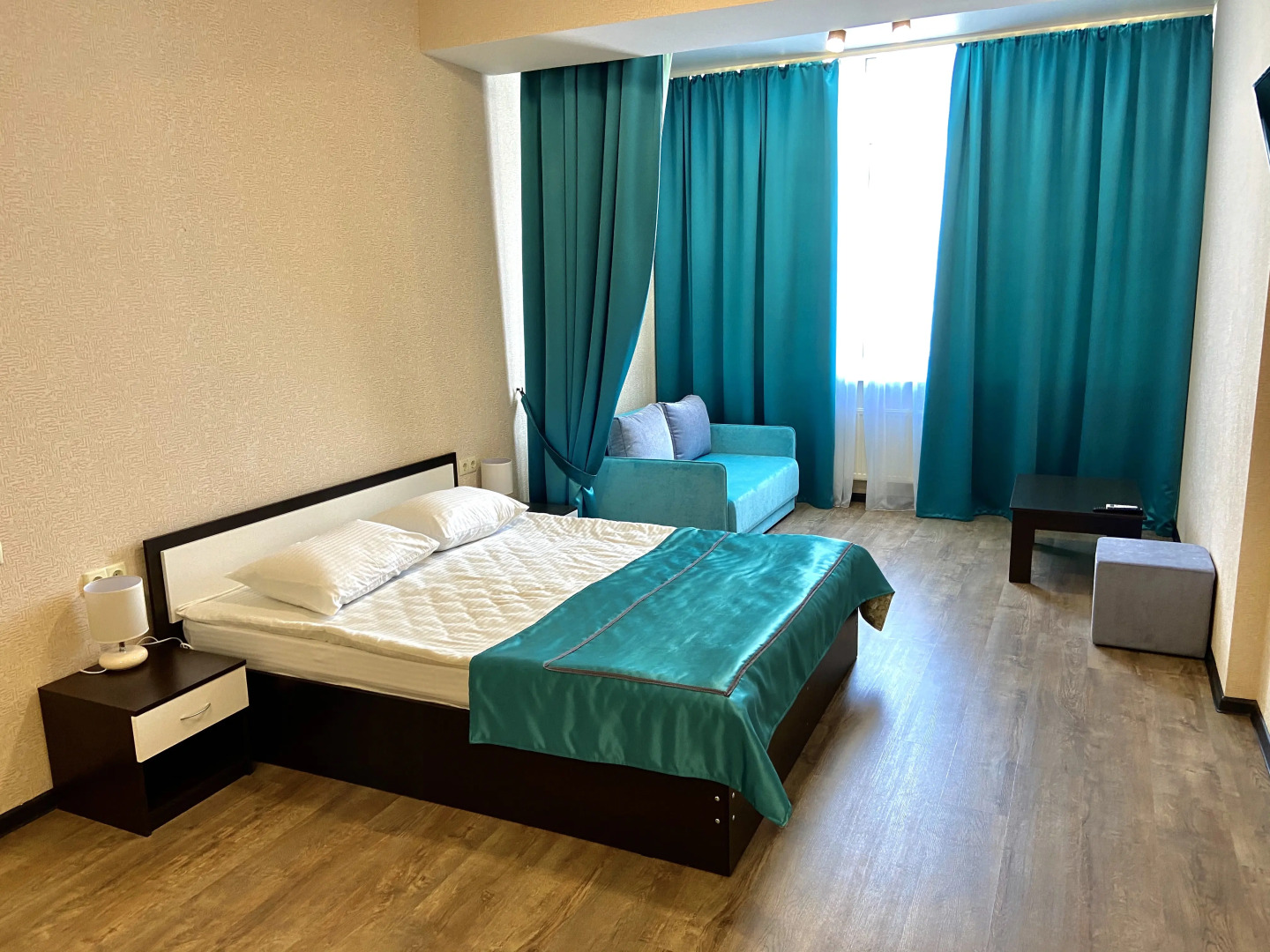 Апартаменты 2 на Сенявина 5