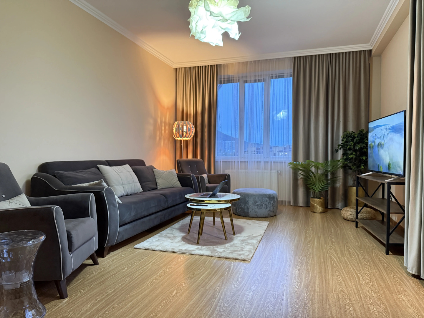 Квартира Большая Двушка с Видом на Горы by Sutki26