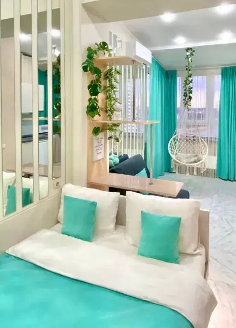 Апартаменты Бирюза Apart Energy с Парящей Кроватью