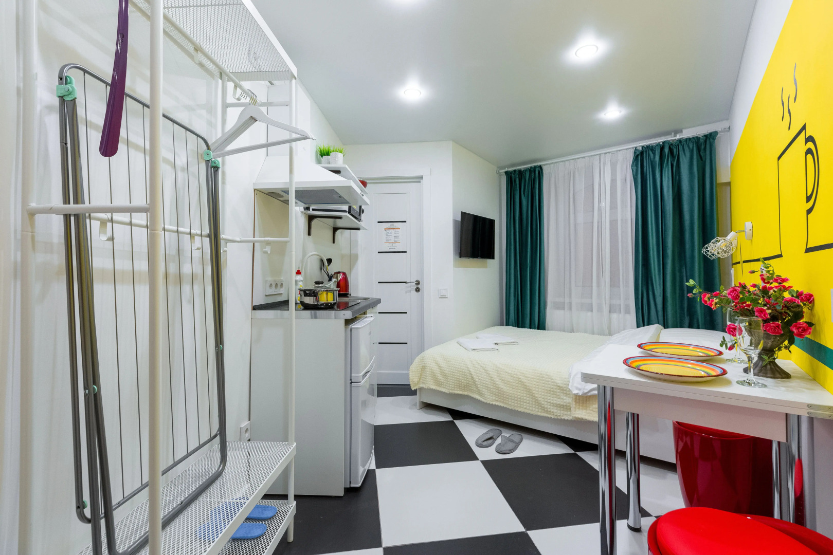 Апартаменты на Набережной Макарова 16