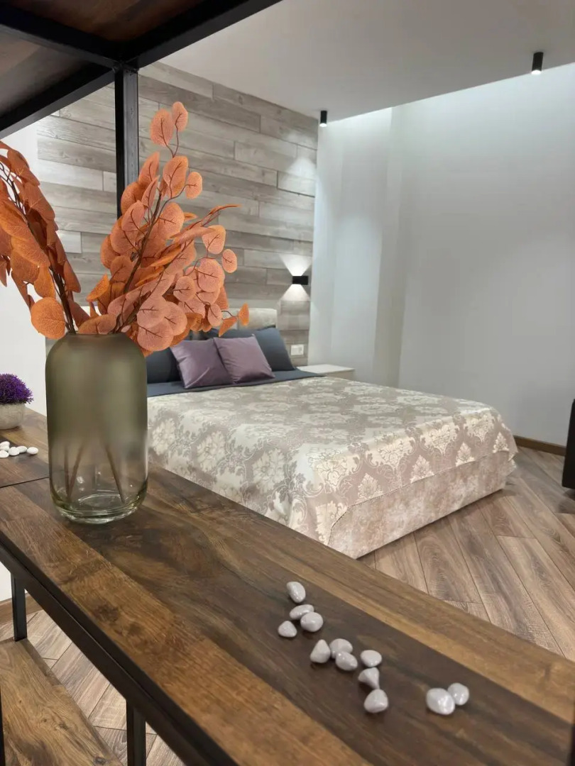 Апартаменты 105 около арбата с видом на горы