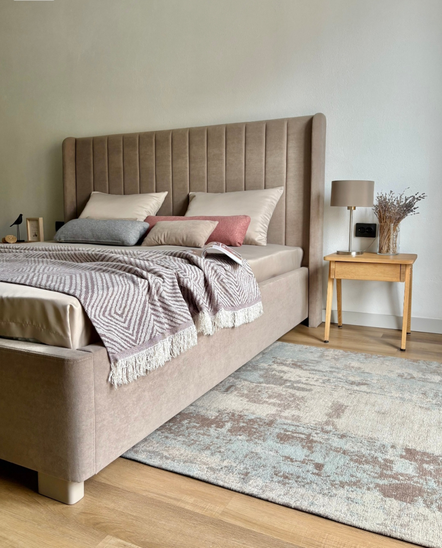 Квартира посуточно на Джигкаева, кровать Queen Size!