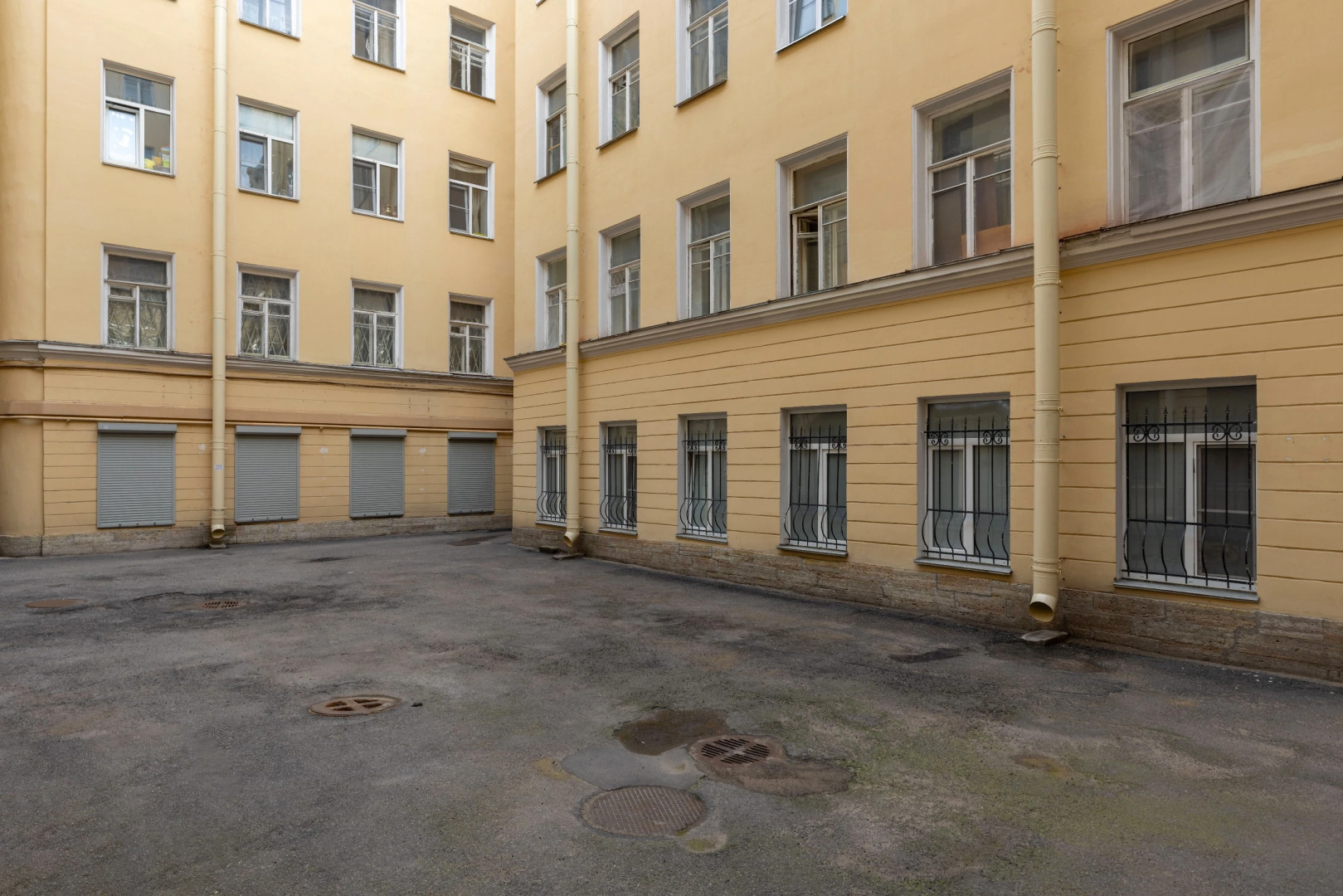 Апартаменты Leohotels на Греческом 15