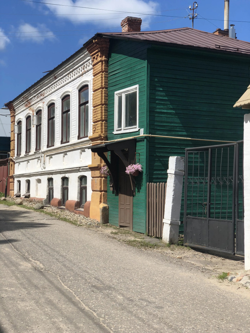 Апартаменты на Юрьевской