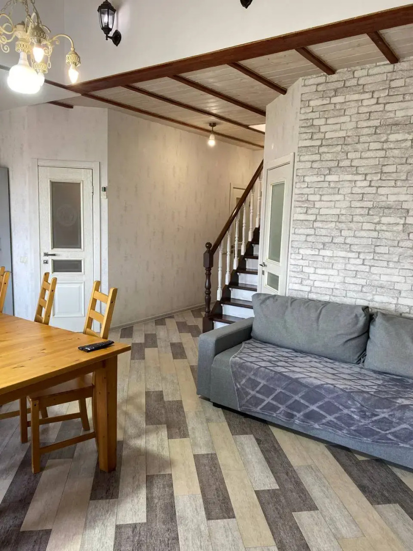 Апартаменты Семейные Двухуровневые Айсберг