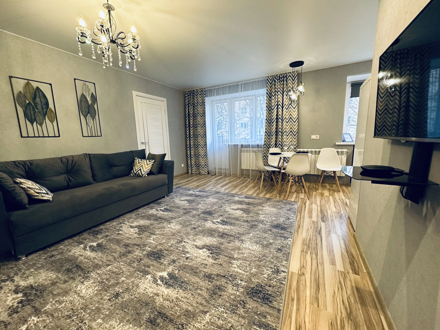 Квартира Двухкомнатная на Свободы 59