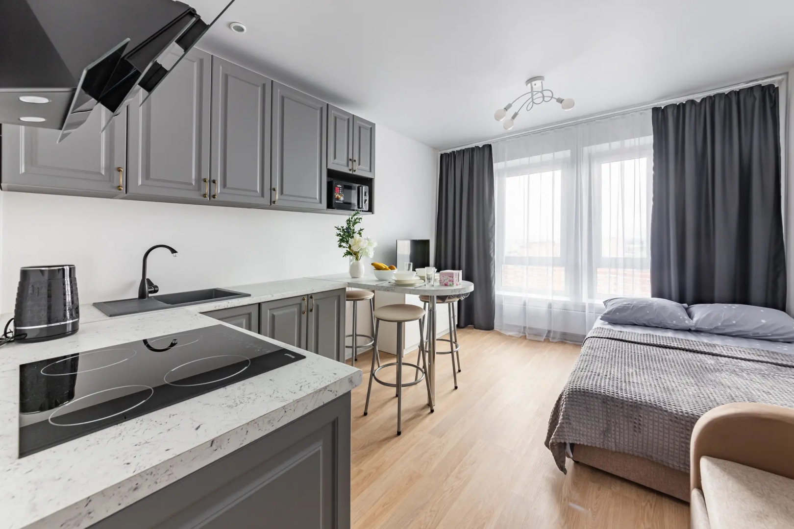 Квартира на 8 Марта 18