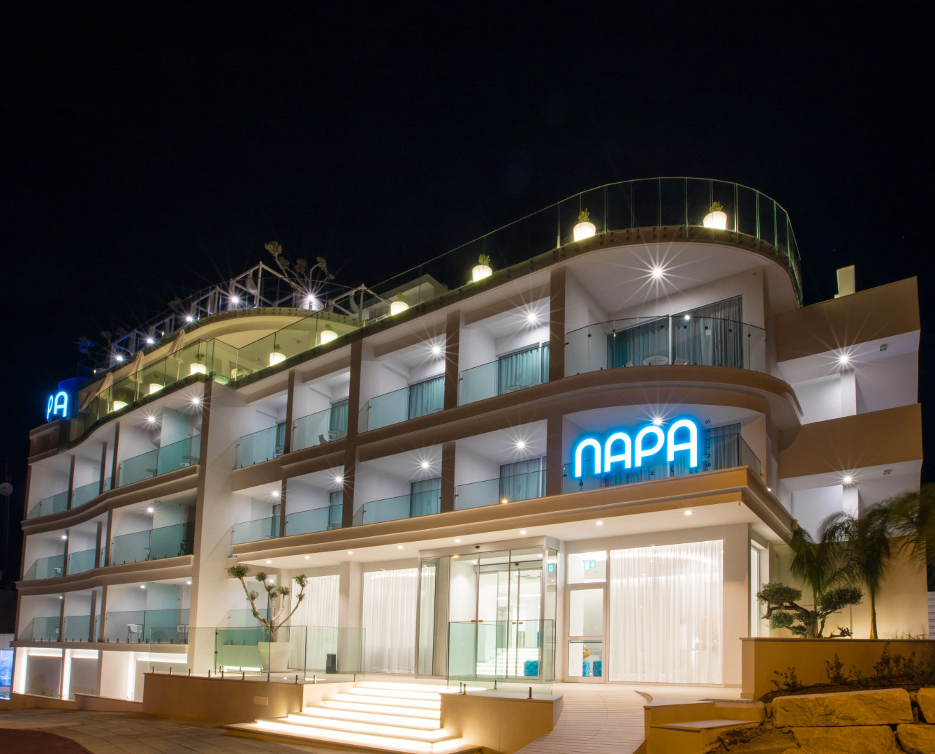 Отель Napa Suites