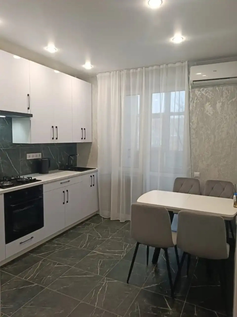 Квартира Двушка в Центре на Берегу р. Которосль