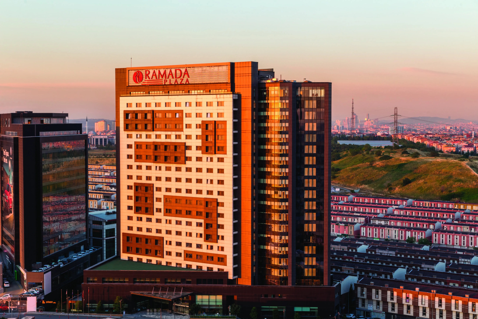 Ramada Plaza By Wyndham Istanbul Tekstilkent