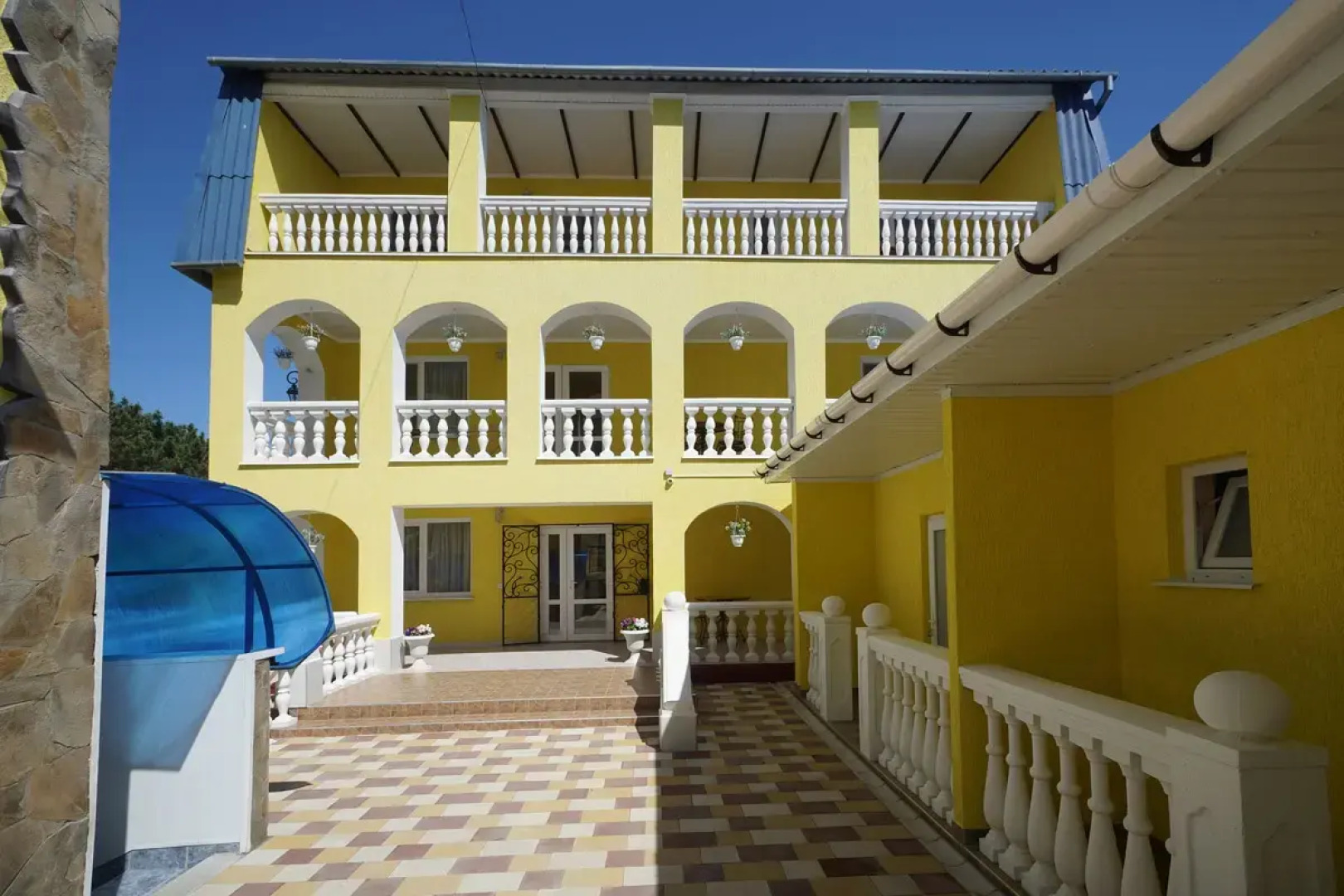 Гостевой дом Роман Песчаное