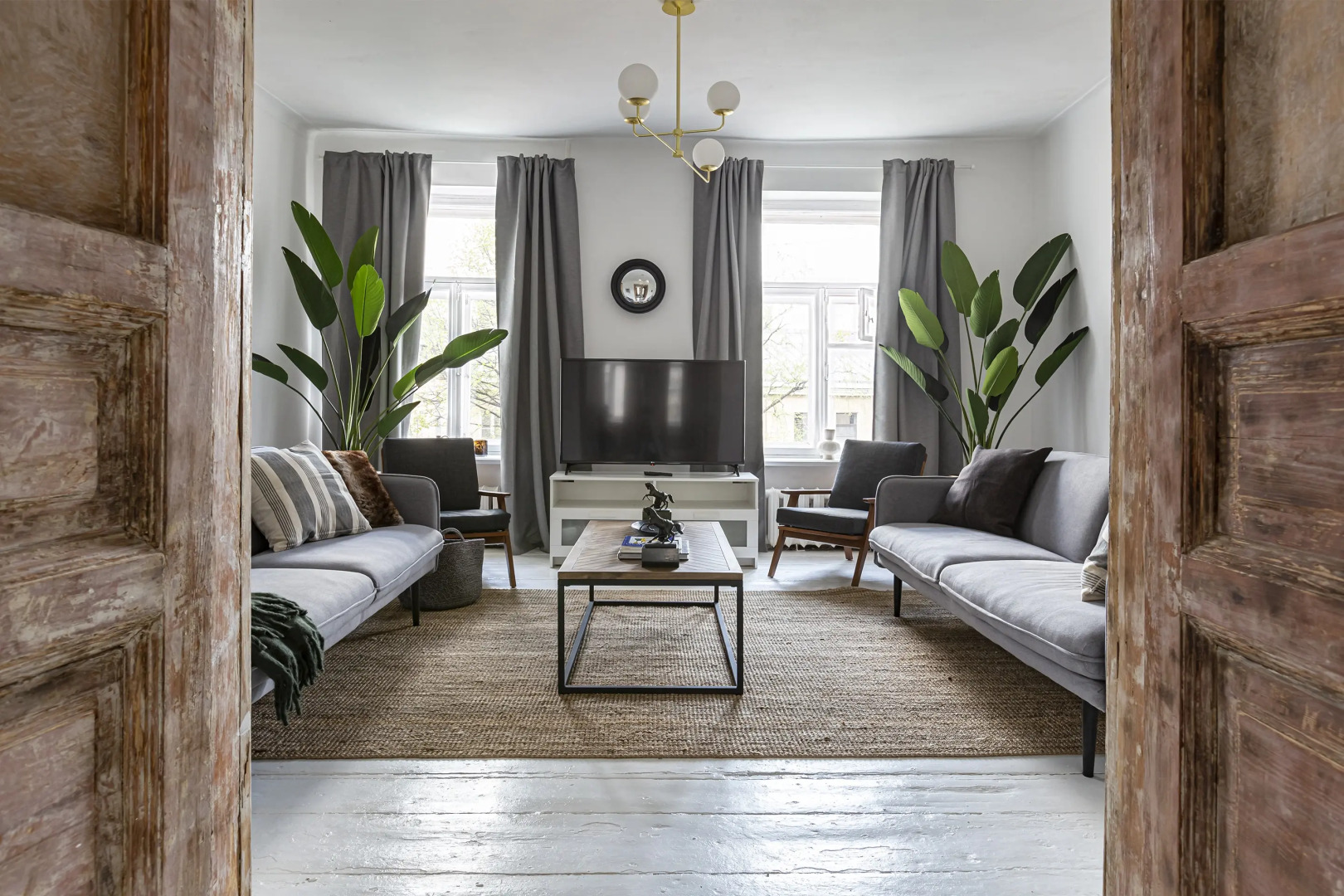 Квартира В Самом Центре С Парковкой