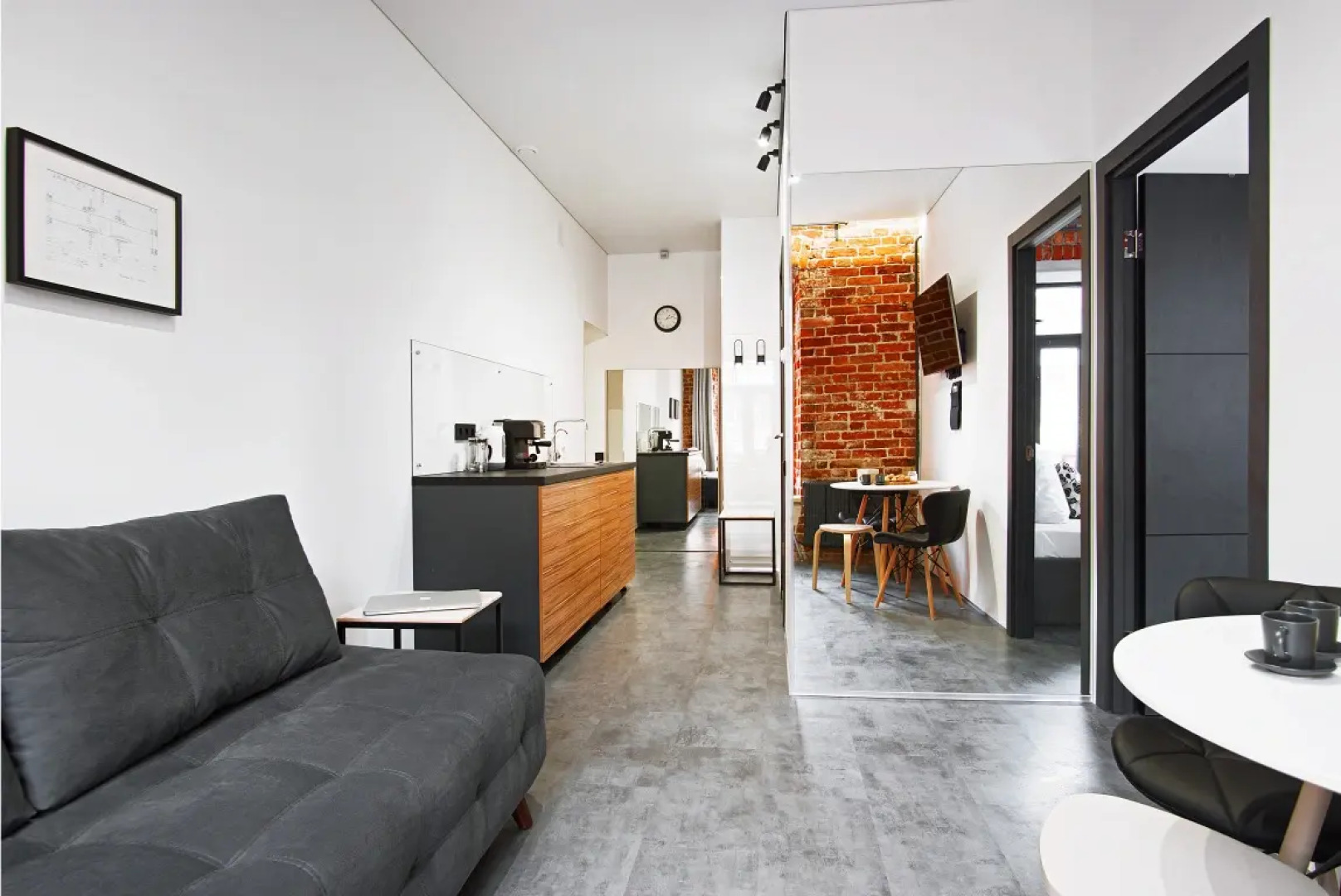 Апартаменты 3 GoldenRing, Суркова 20/6