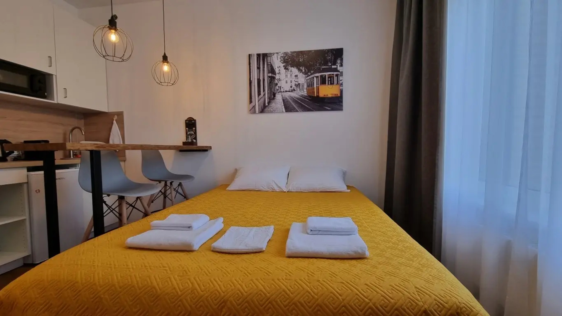 Квартира Космонавтов 11 1