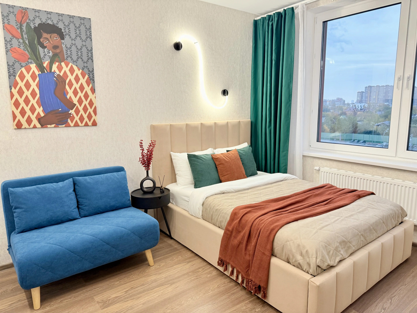 Квартира Улучшенная на улице Анны Ахматовой 11к3