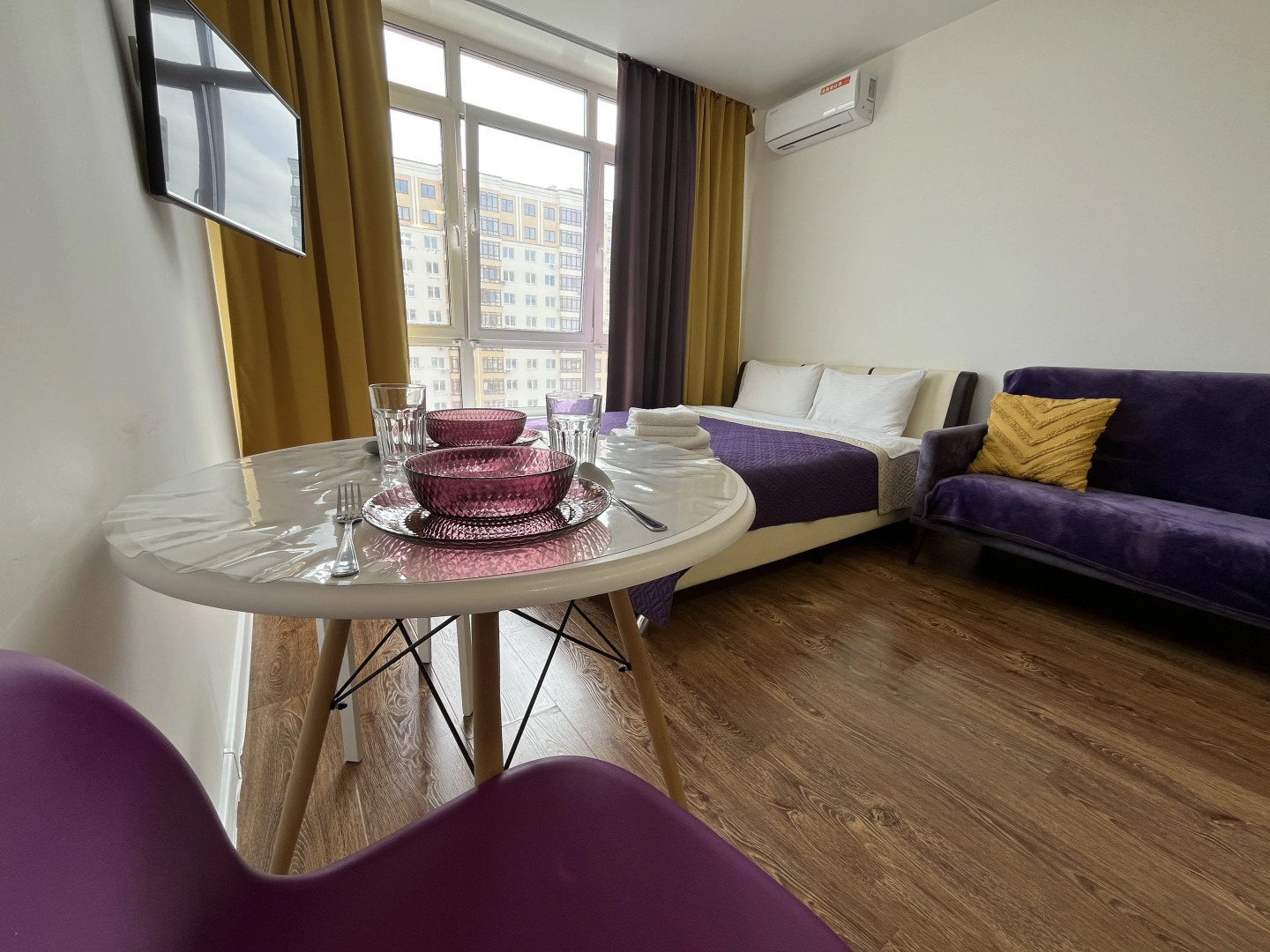 Апартаменты Unique Apart Бархат у Парка Ангелов и Цирка на Мичурина 58/1