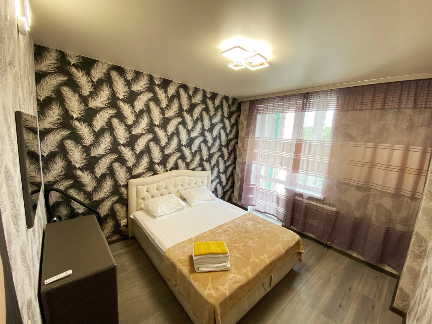 Апартаменты 2х комнатные на Зеленом бульваре 19 на 17 этаже