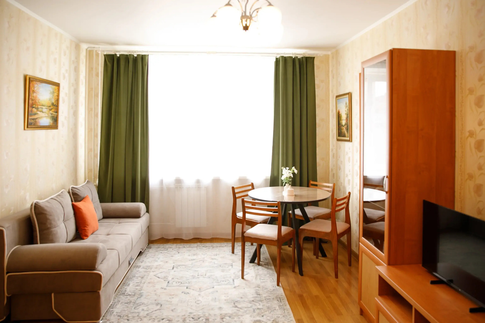 Квартира Светлая у ПетрГУ