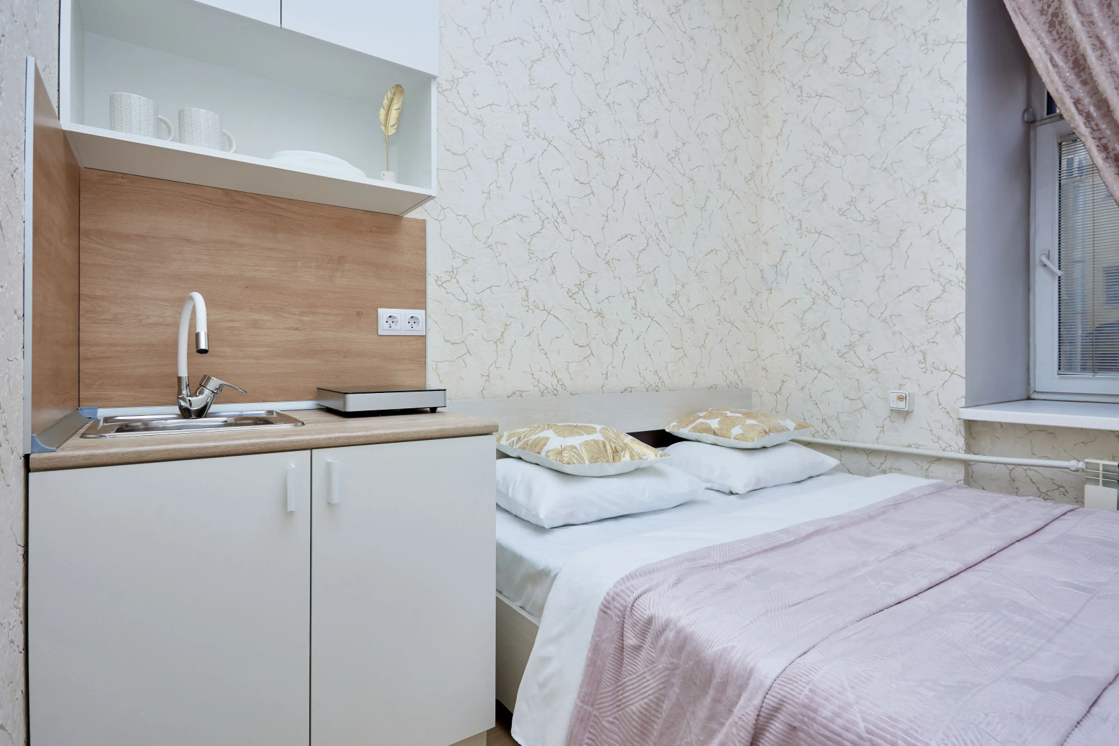 Апартаменты Golden Glory 1