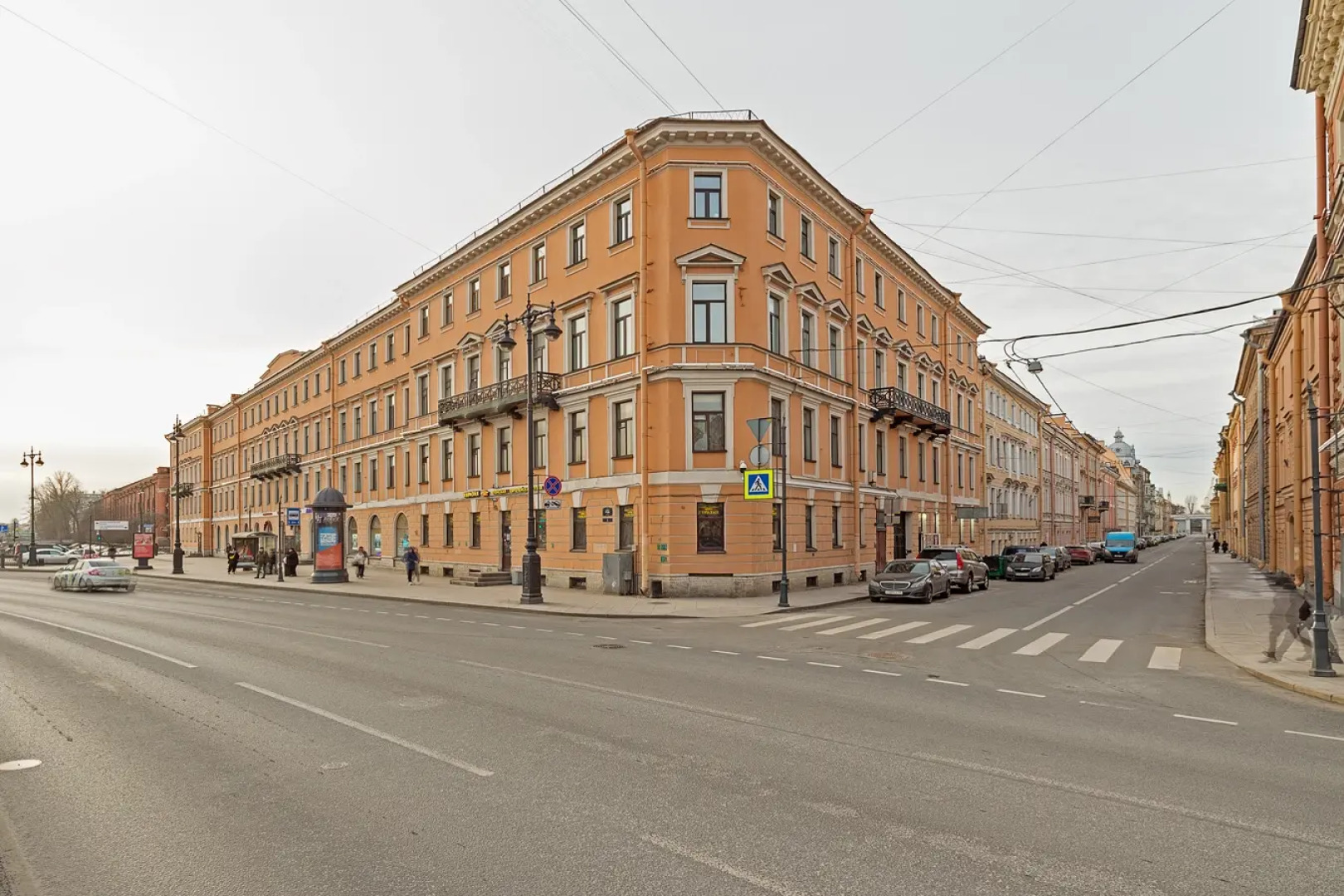 Апартаменты в центре у Английской набережной