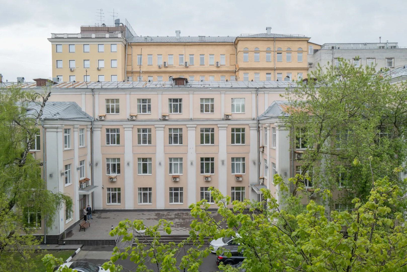 Квартира на Бронной у Патриарших Прудов