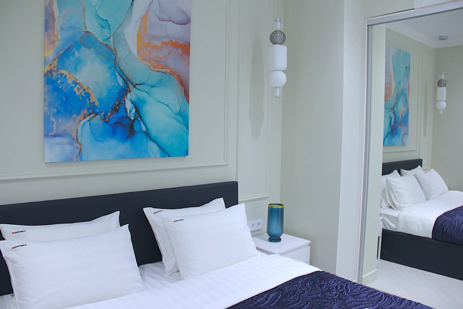 Апартаменты Red Apartments Светлана Парк Роберта