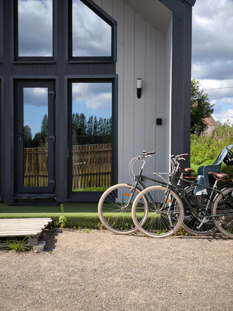Частный дом Чёрный домик у озера Отрадное