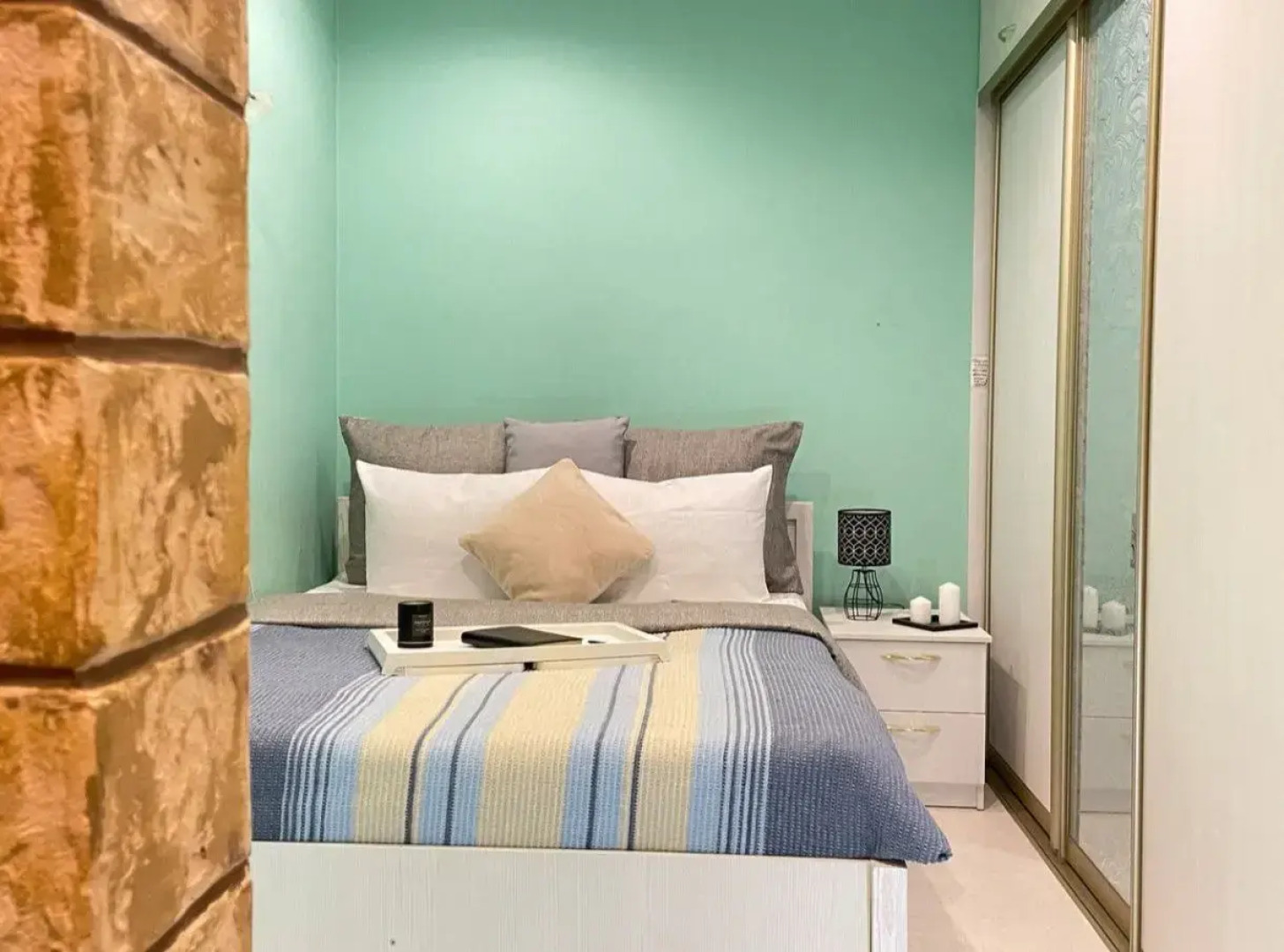 Бизнес- Апартаменты Lora Home на Варшавском шоссе