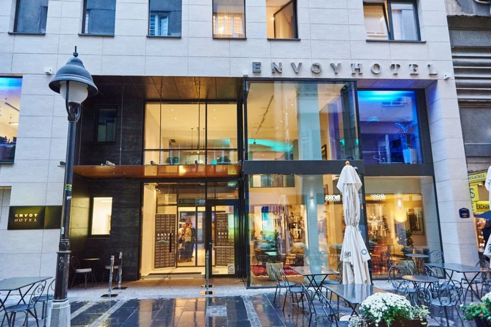 Отель Envoy Belgrade