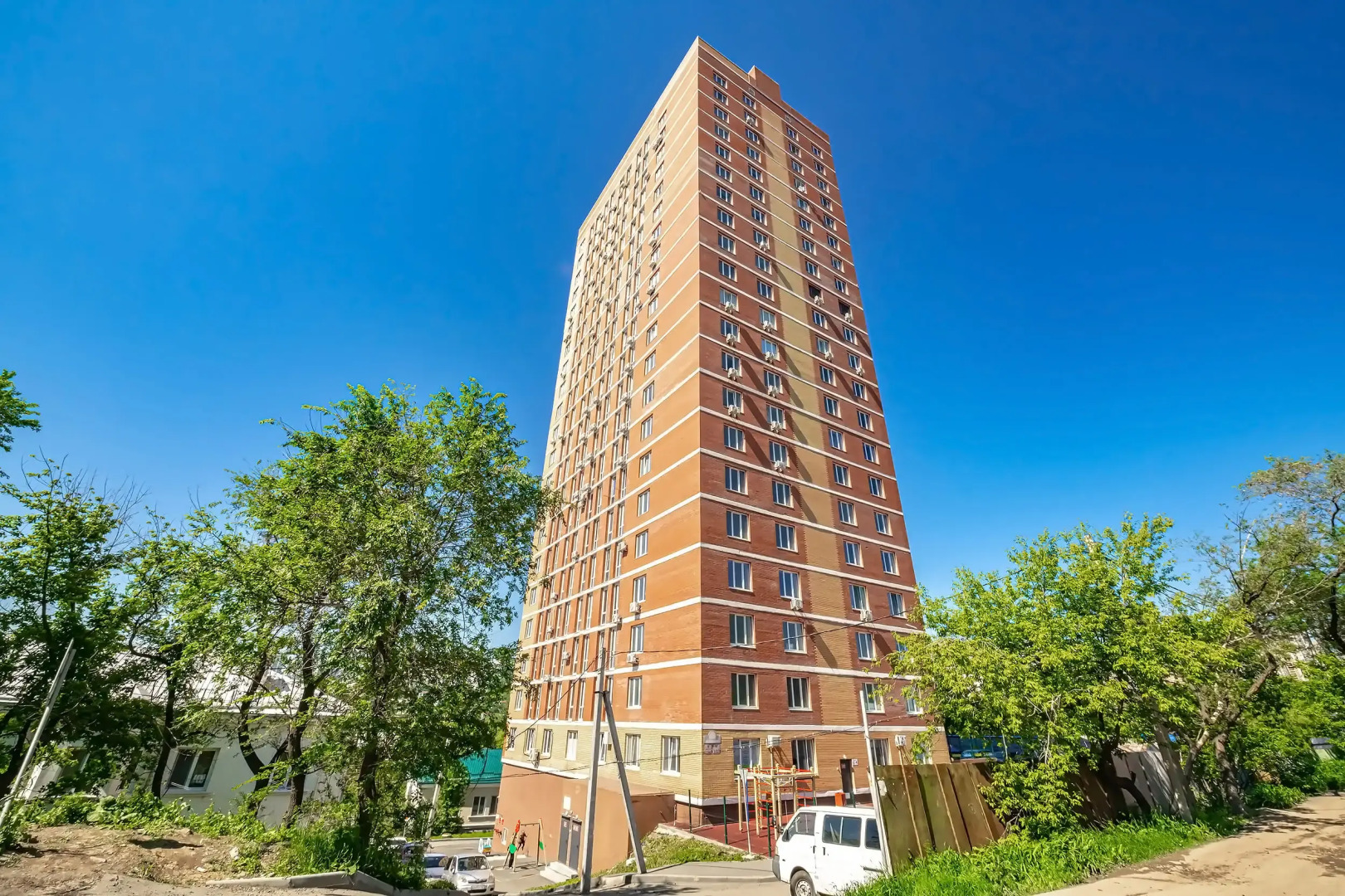 Апартаменты TopHouse на Нестерова 1