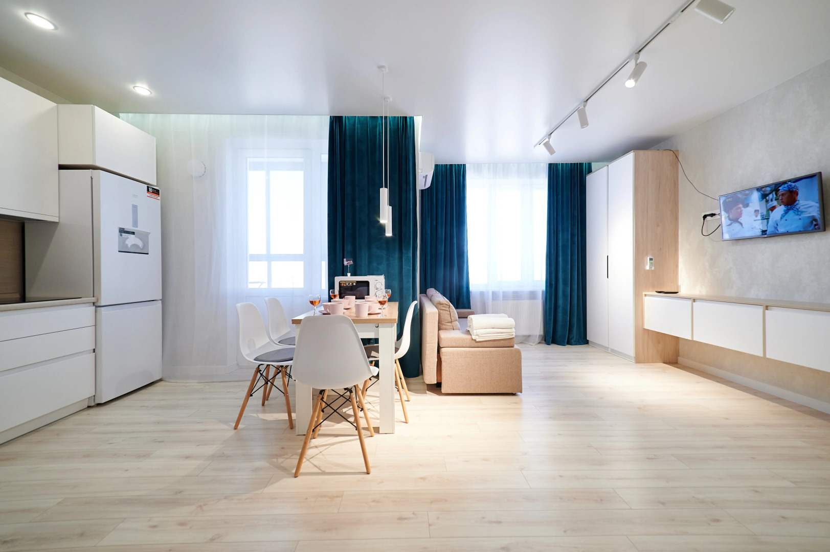 Апартаменты Aparts Metro Luxury