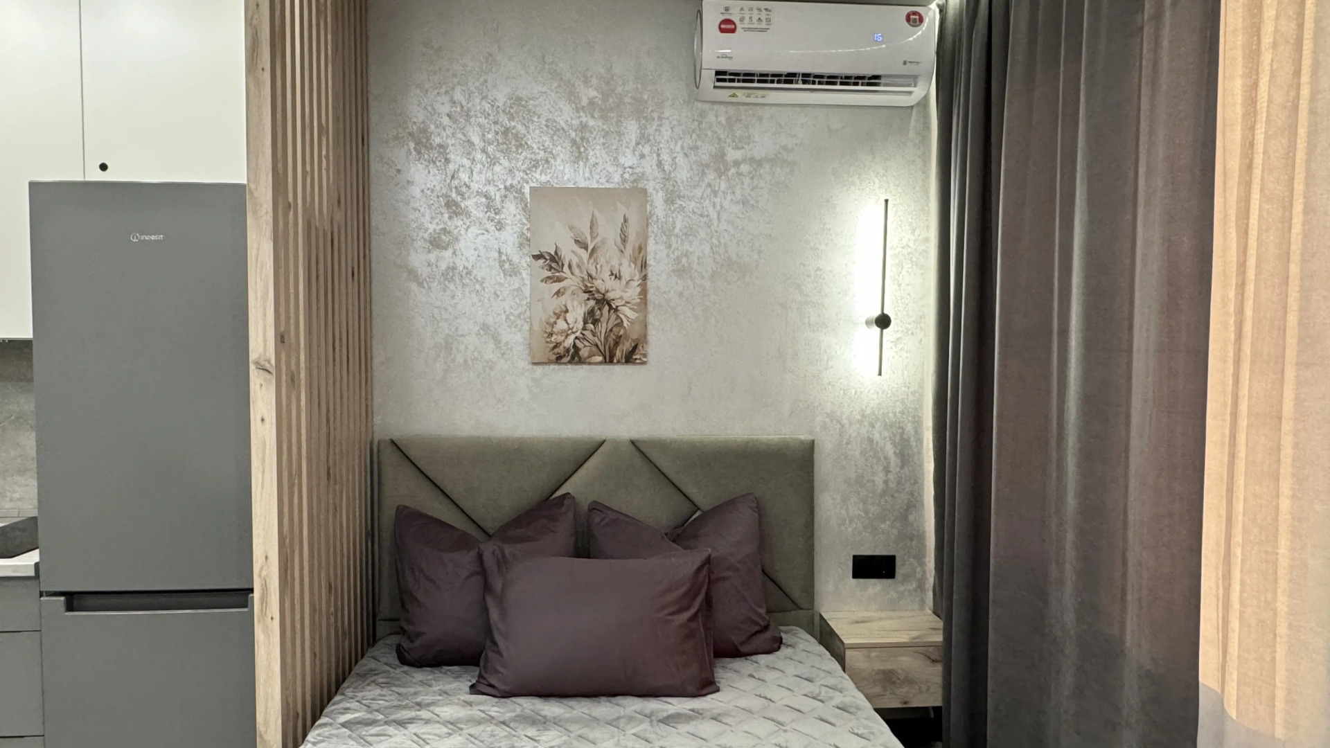 Квартира Стильная студия на Лесников 51