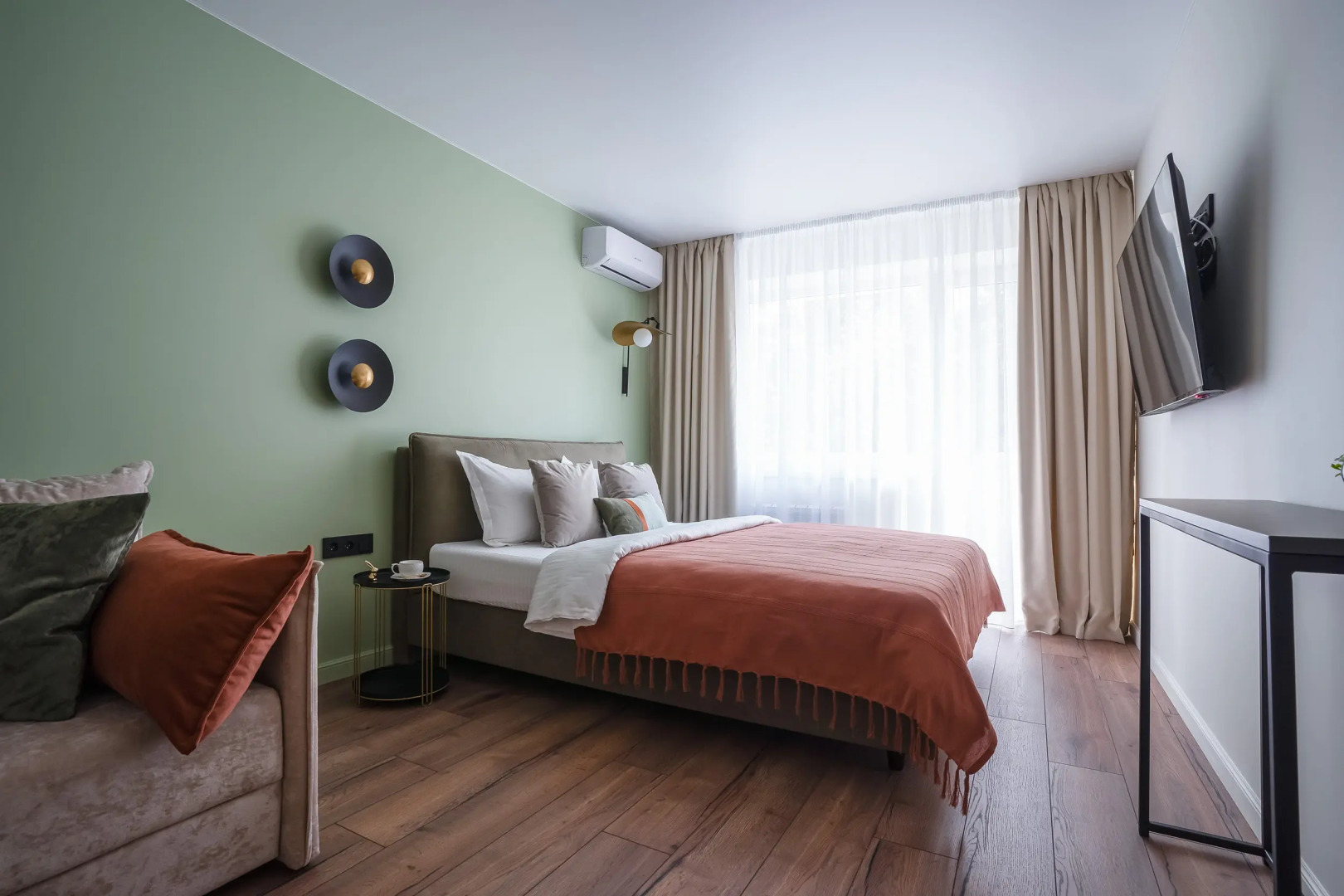 Апартаменты Savina у Европы