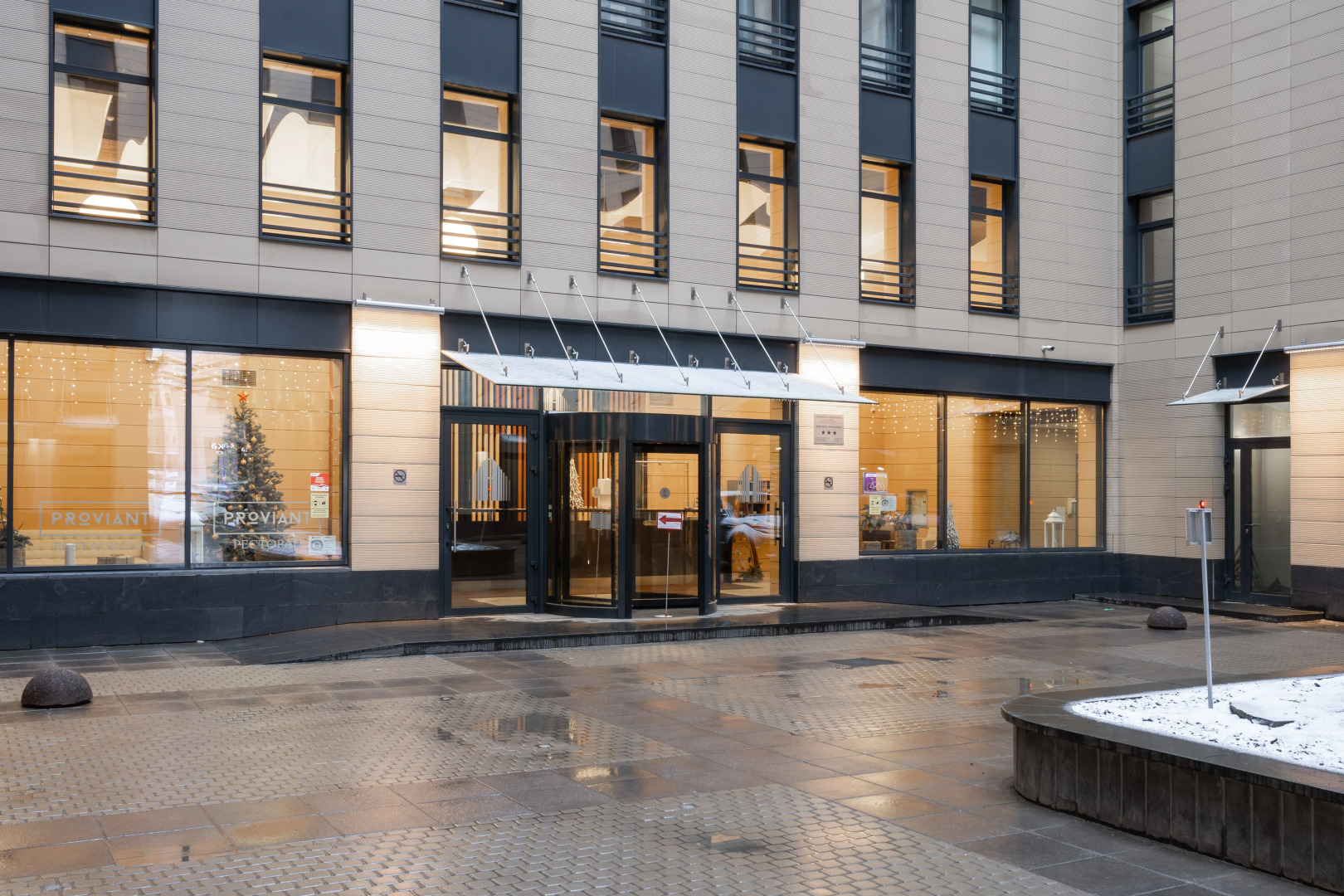 Апартаменты в клубном доме рядом с Невой