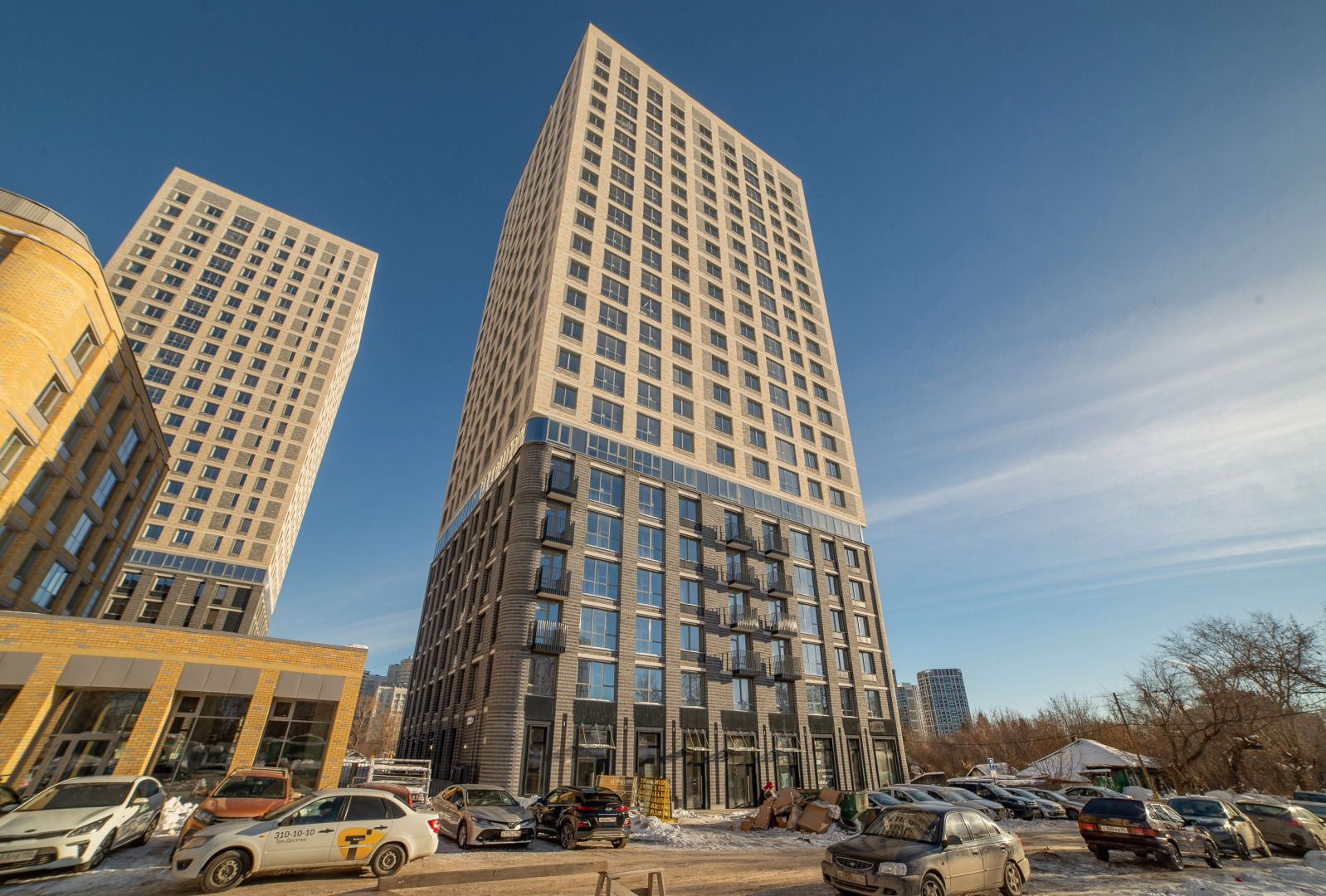 Апартаменты Сурикова 63