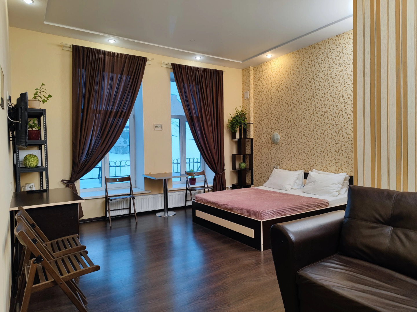 Апартаменты Невский 102 (1)