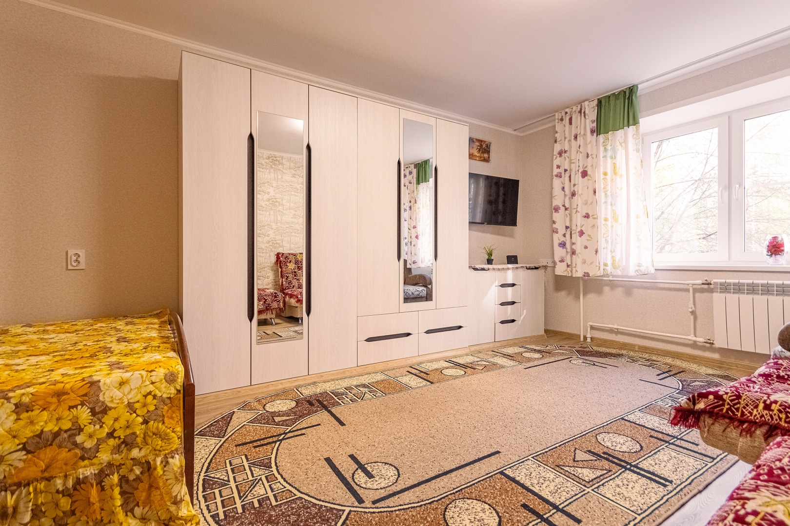 Квартира на Максима Горького 1