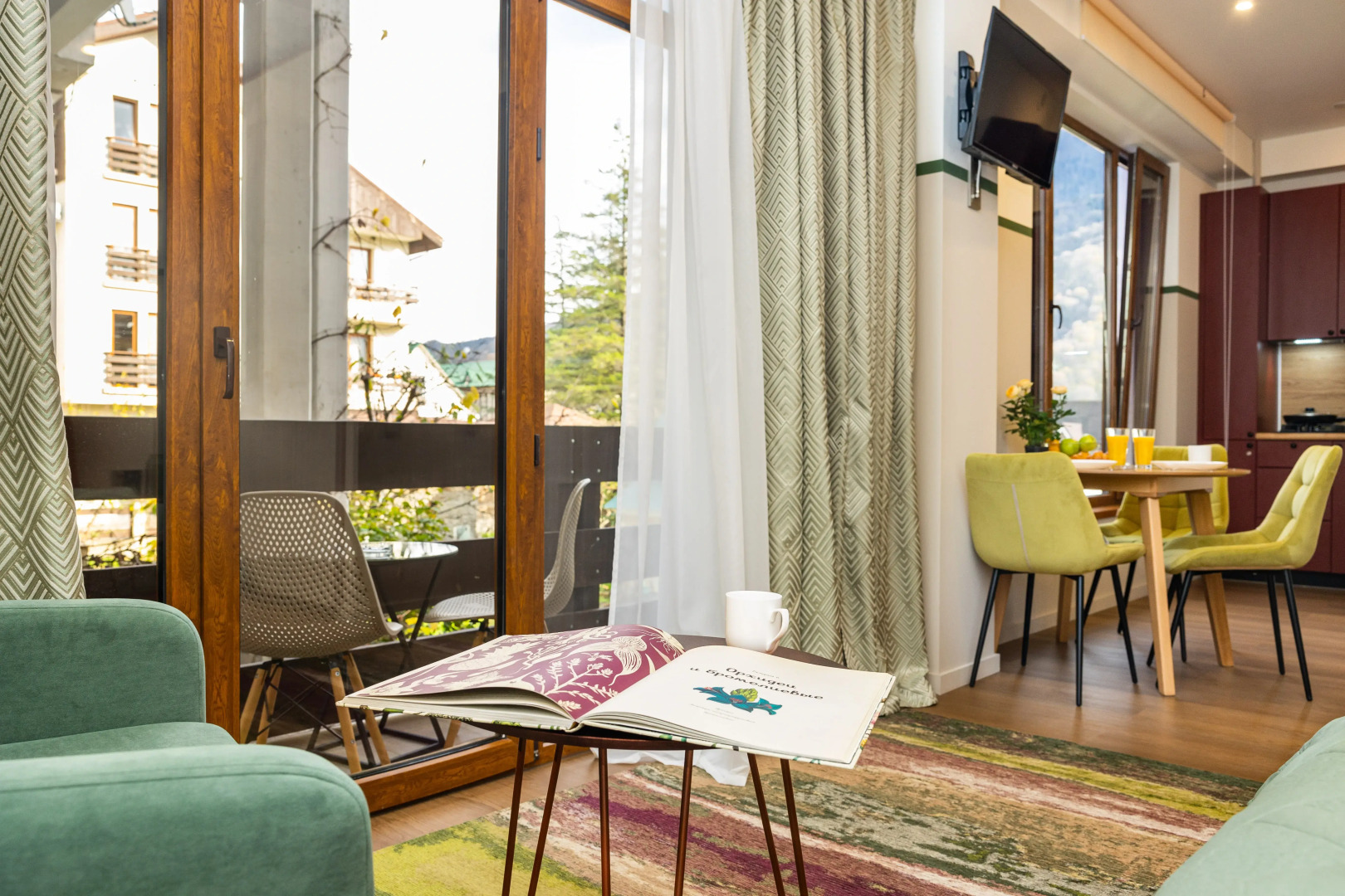 Квартира стильная студия на Турчинского 35