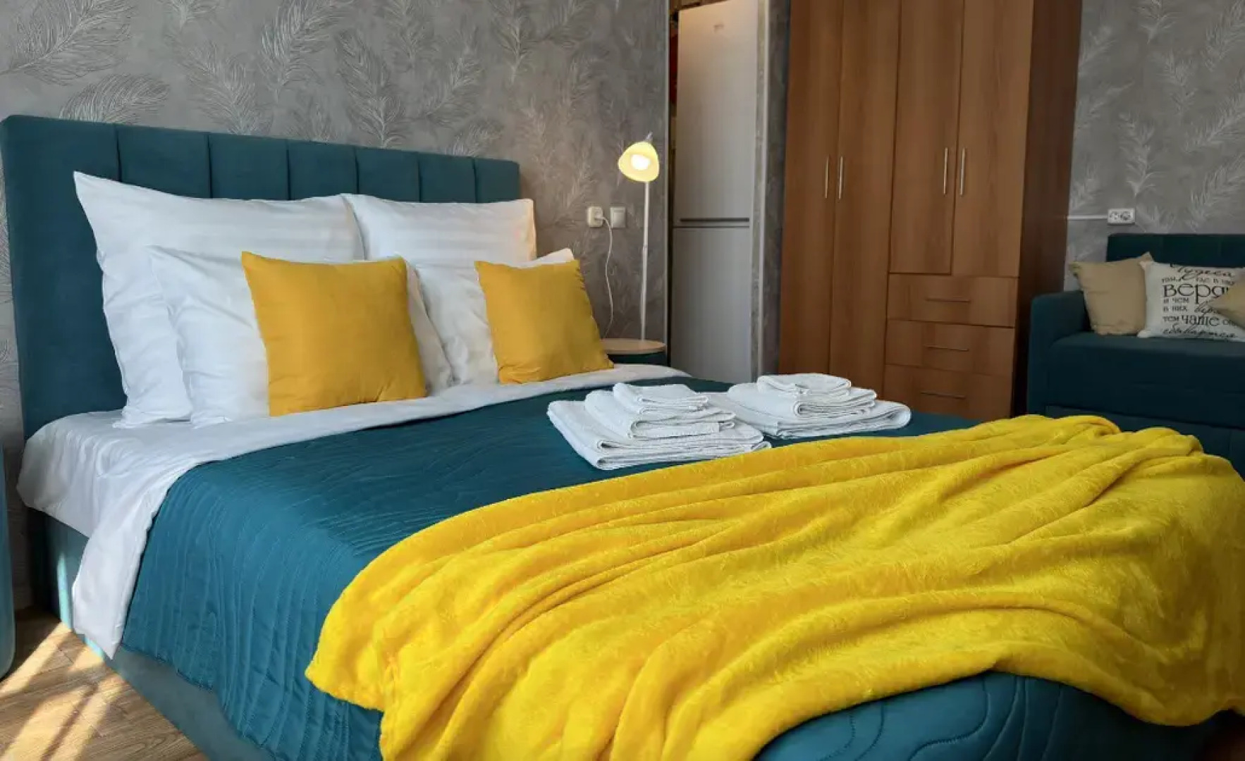 Апартаменты с балконом