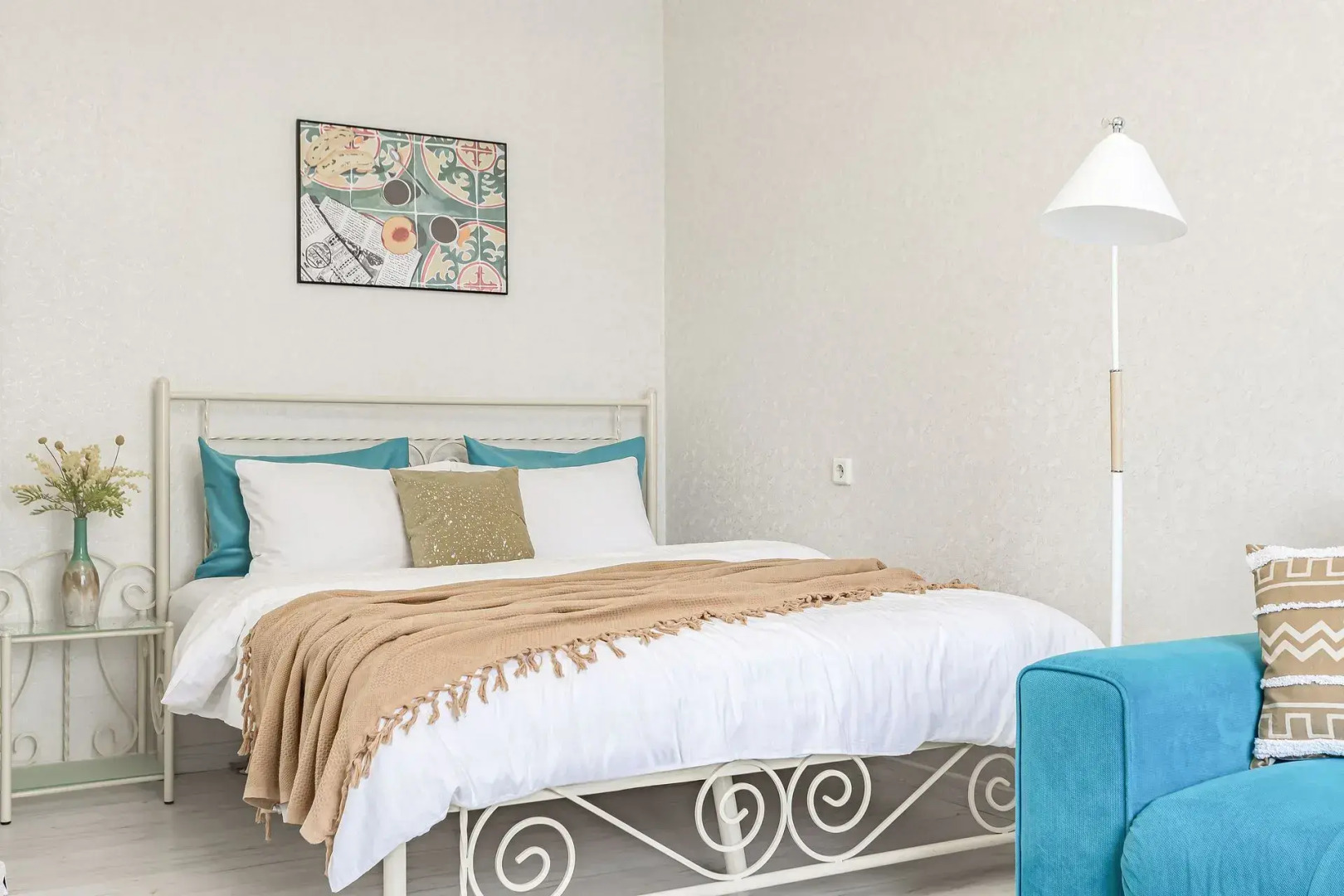 Апартаменты однокомнатные на ул.Бурнаковской 81, м.Сова-Дом