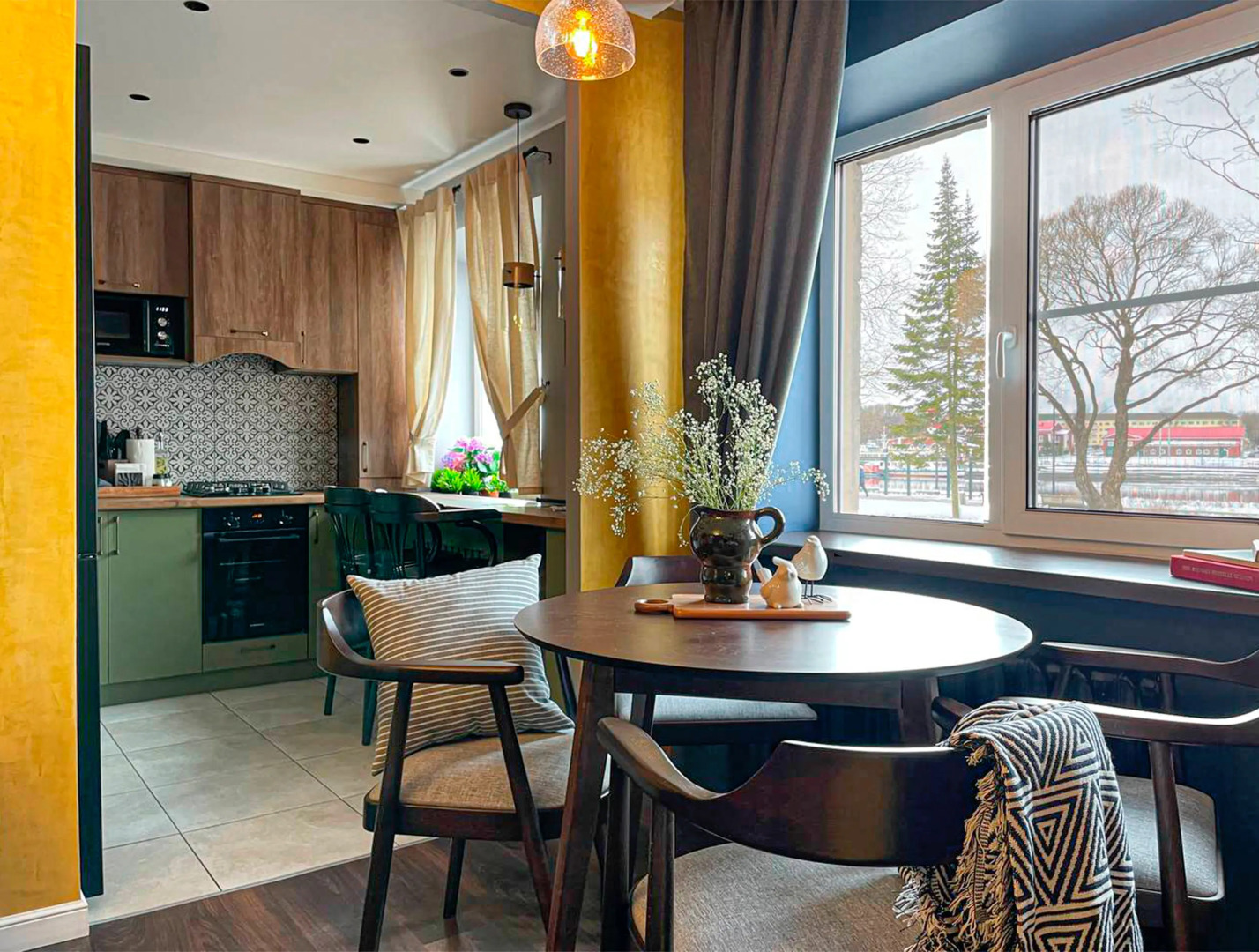 Квартира с видом на набережную в центре Великого Новгорода