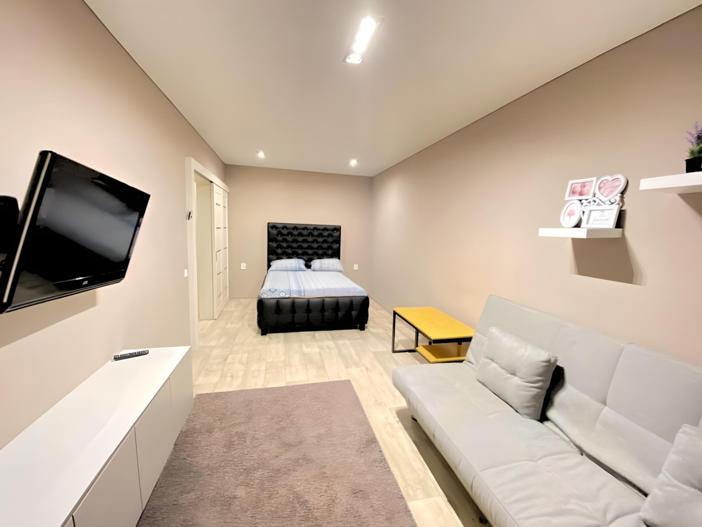 Апартаменты Маяк